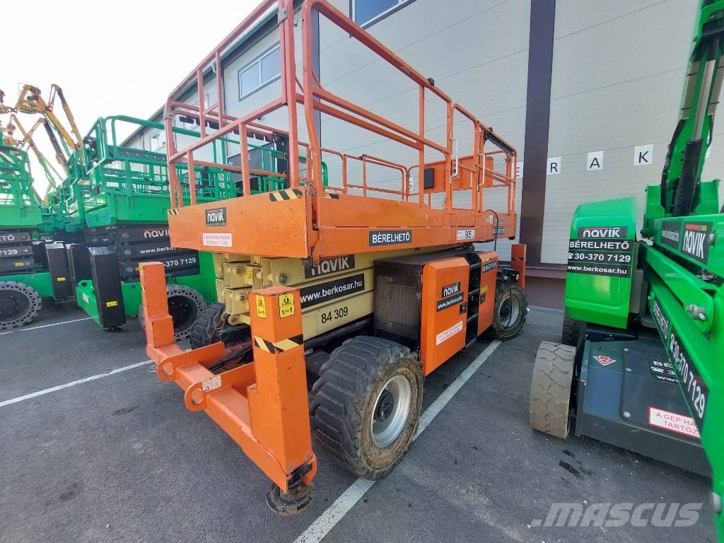 JLG 330 LRT Sakselifter
