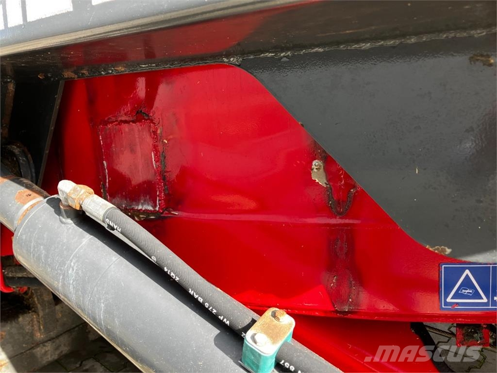 Trioliet Triomix S 1 - 1200 Mešalne hranilnice