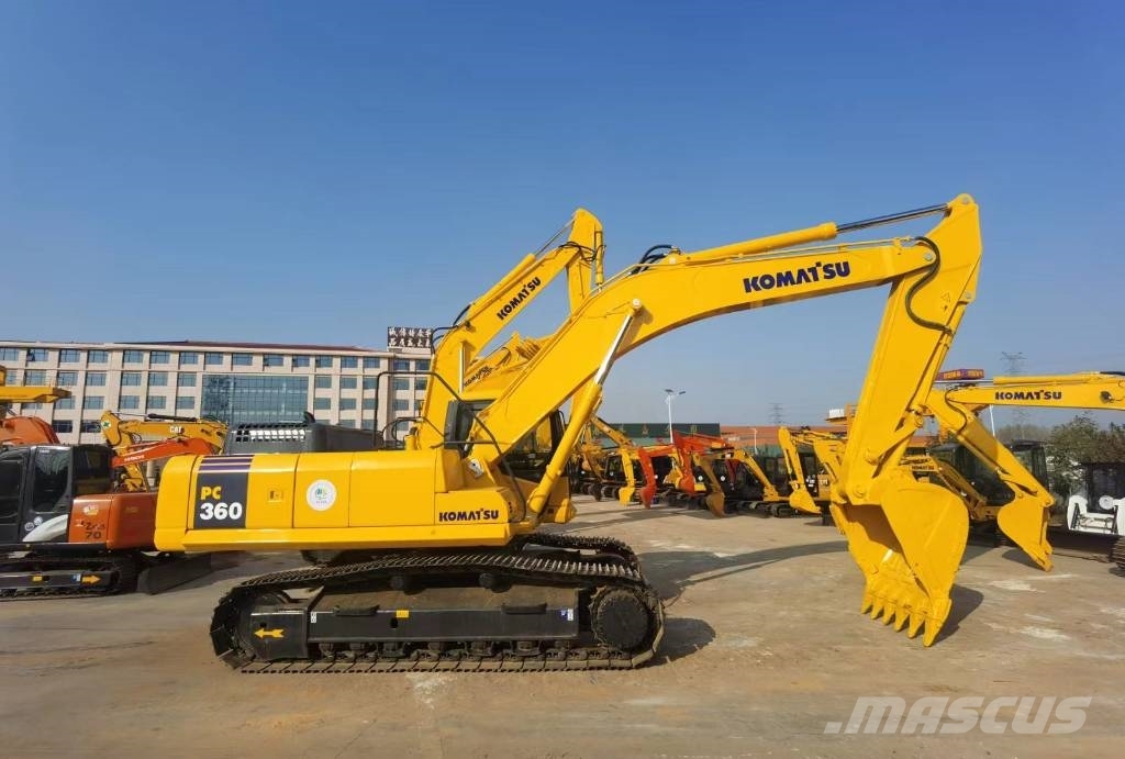 Komatsu PC 360 Paletli ekskavatörler