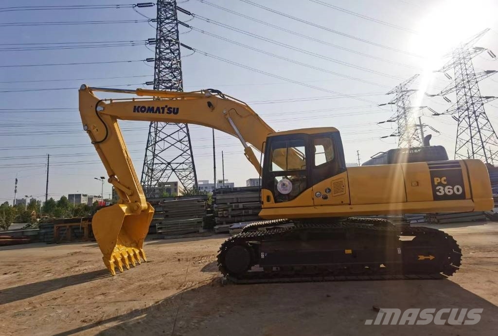 Komatsu PC 360 Paletli ekskavatörler