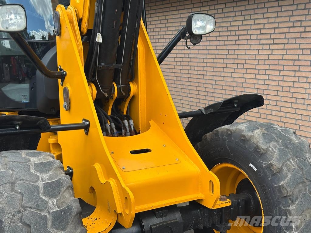 JCB TM220 SV A Teleskopiska hjullastare