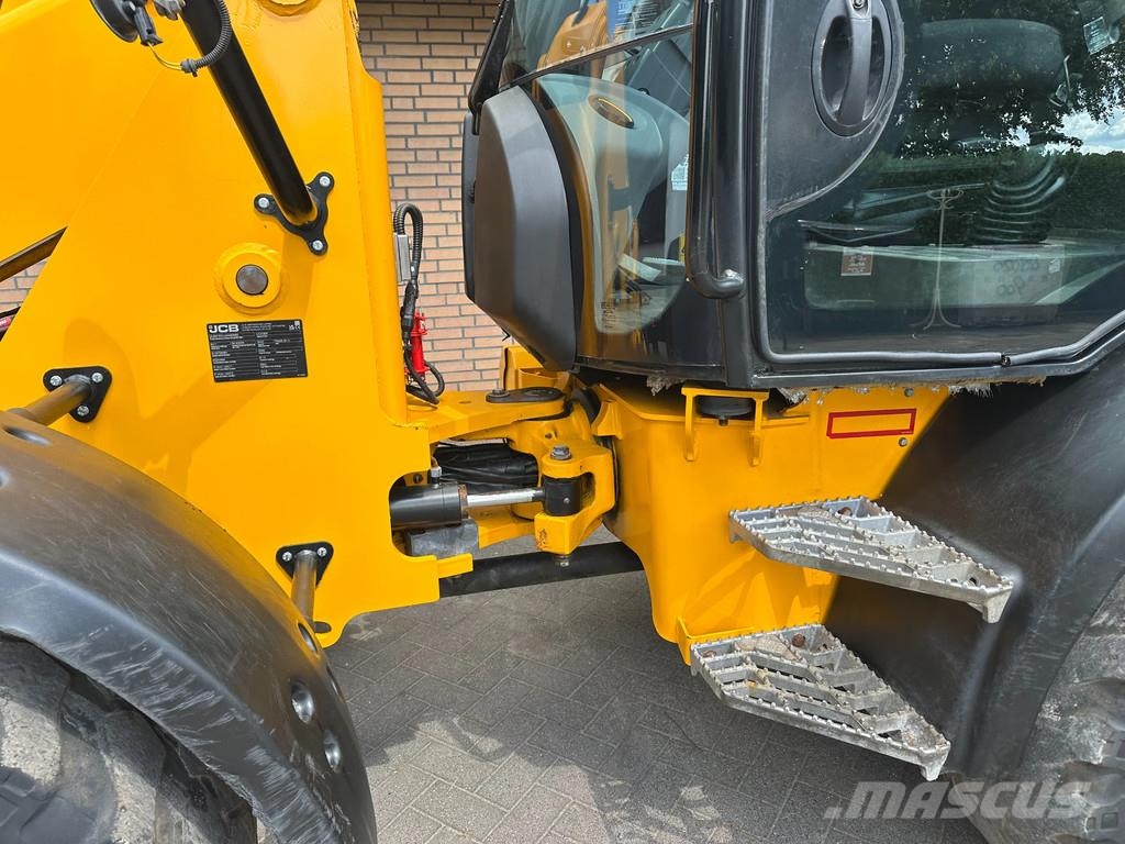 JCB TM220 SV A Teleskopiska hjullastare