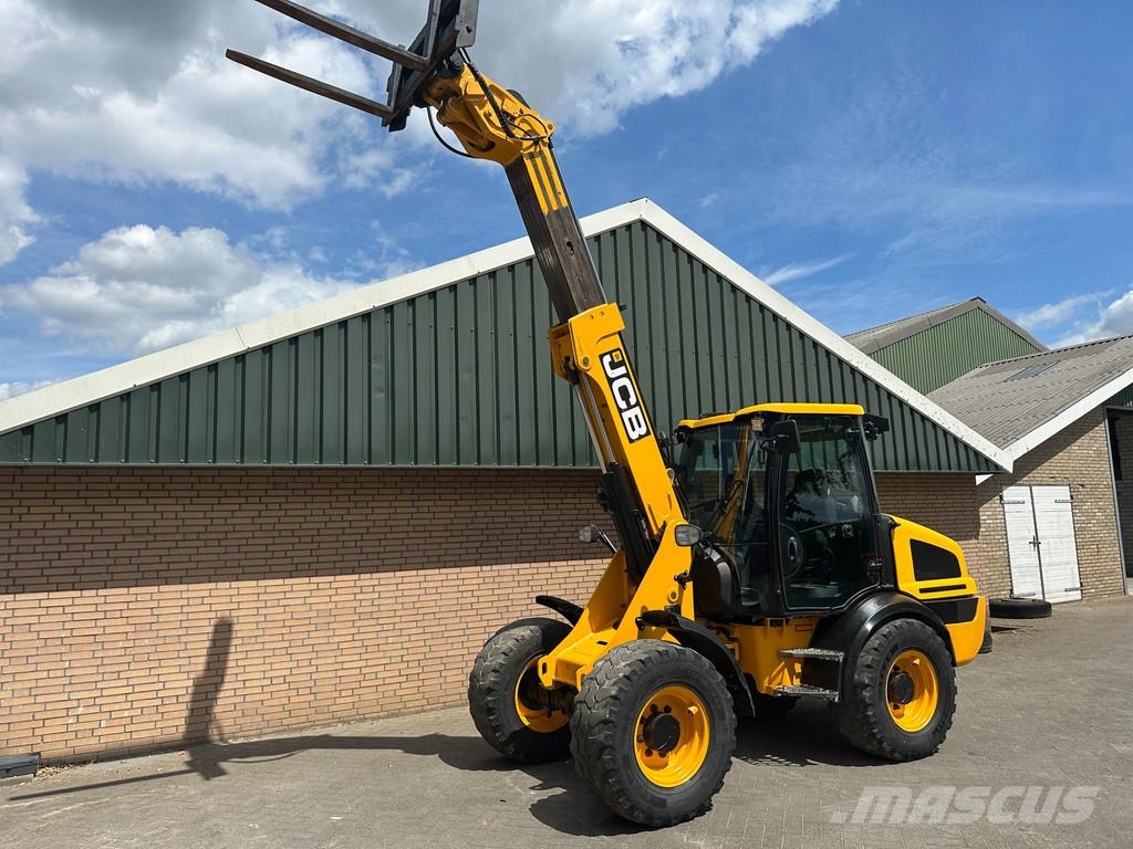 JCB TM220 SV A Teleskopiska hjullastare