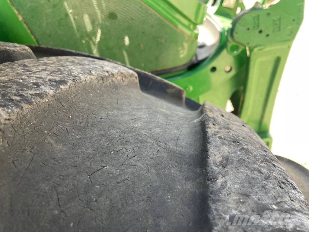 John Deere 6R 215 Трактори