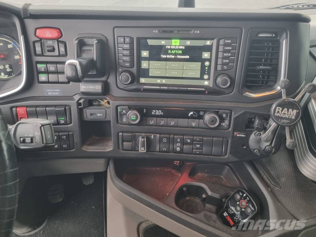 Scania R 450 Van Body Trucks