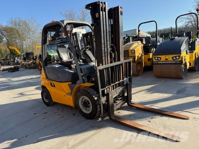 Manitou MI 25 G Газовые погрузчики