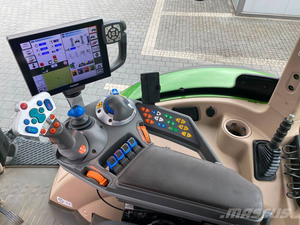 Fendt 718 Vario S4 Profi Plus الجرارات