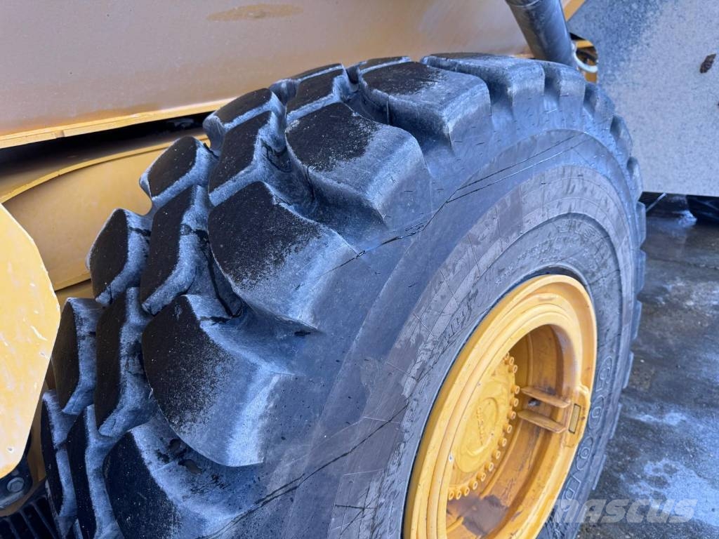Volvo A30G Zglobni demperji