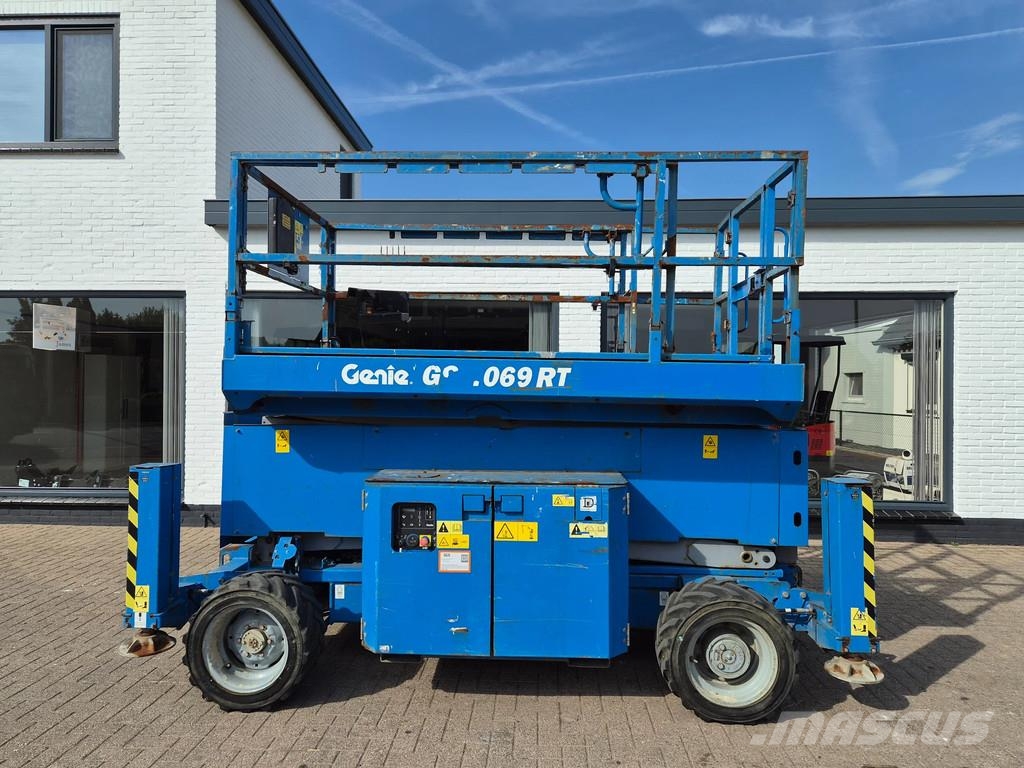 Genie Gs4069rt 4x4 schaarhoogwerker ruwterein Šķerveida pacēlāji