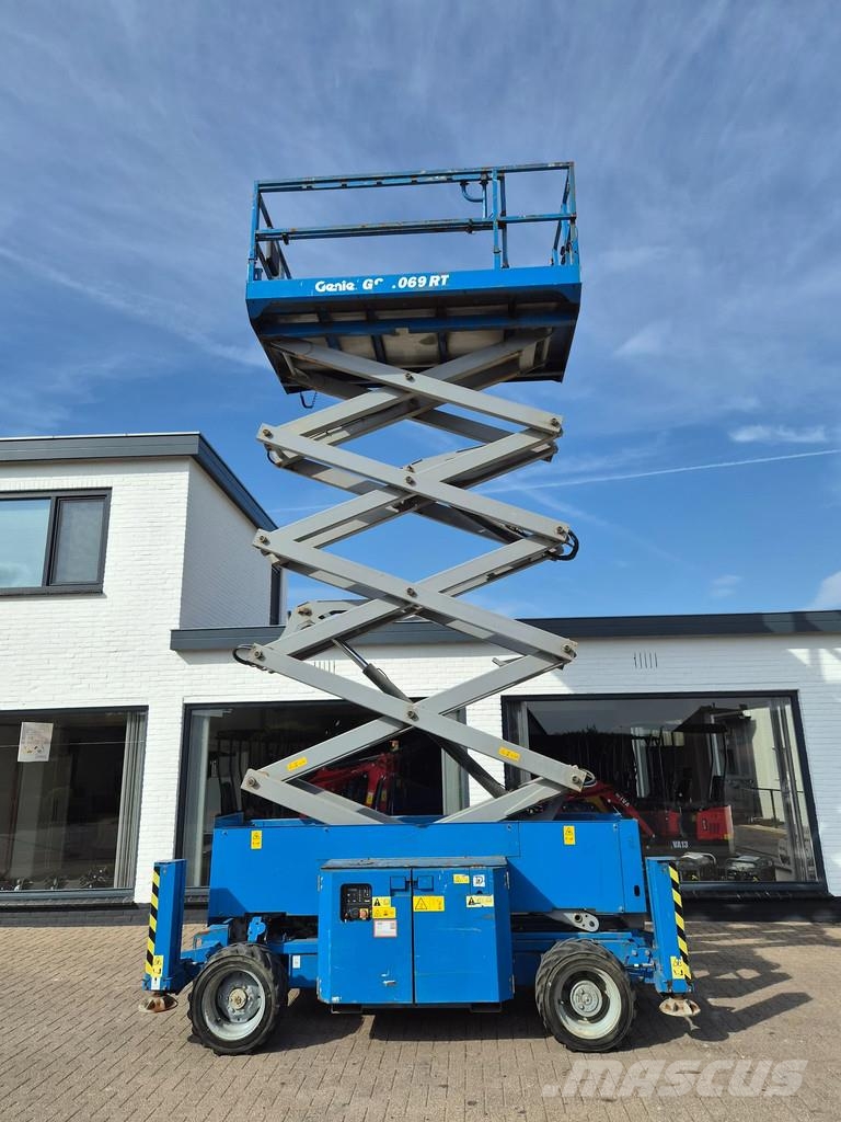 Genie Gs4069rt 4x4 schaarhoogwerker ruwterein Šķerveida pacēlāji