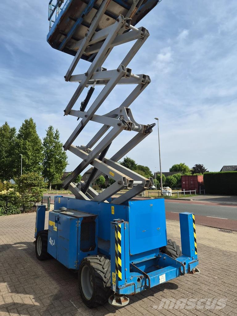 Genie Gs4069rt 4x4 schaarhoogwerker ruwterein Šķerveida pacēlāji