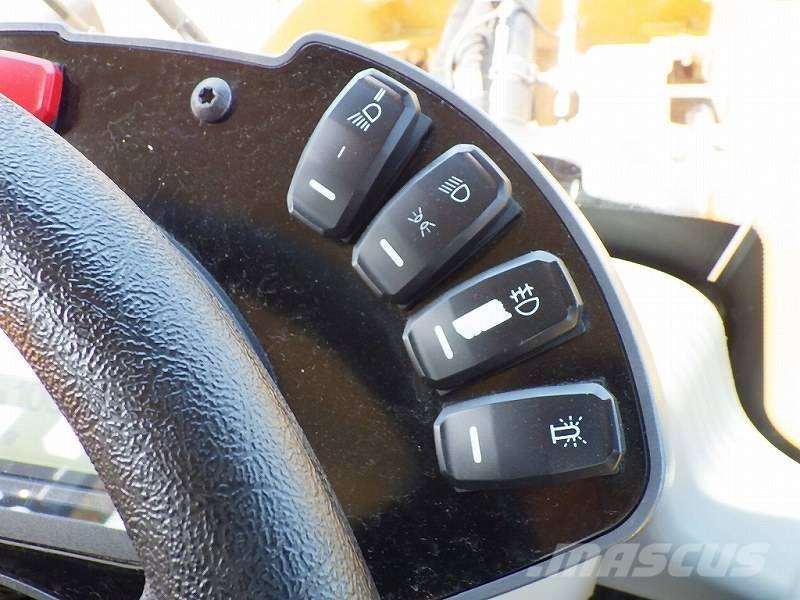 CAT 910M 輪胎式裝載機
