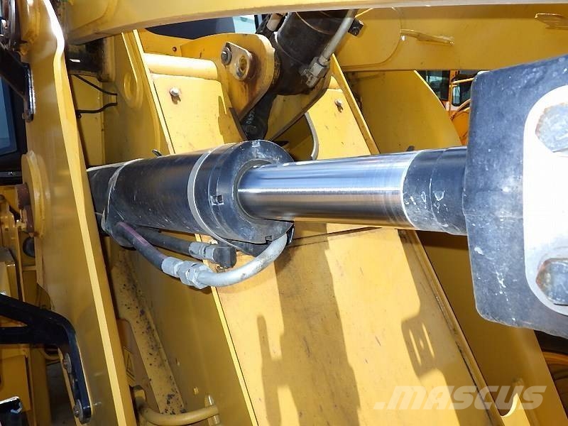 CAT 910M 輪胎式裝載機