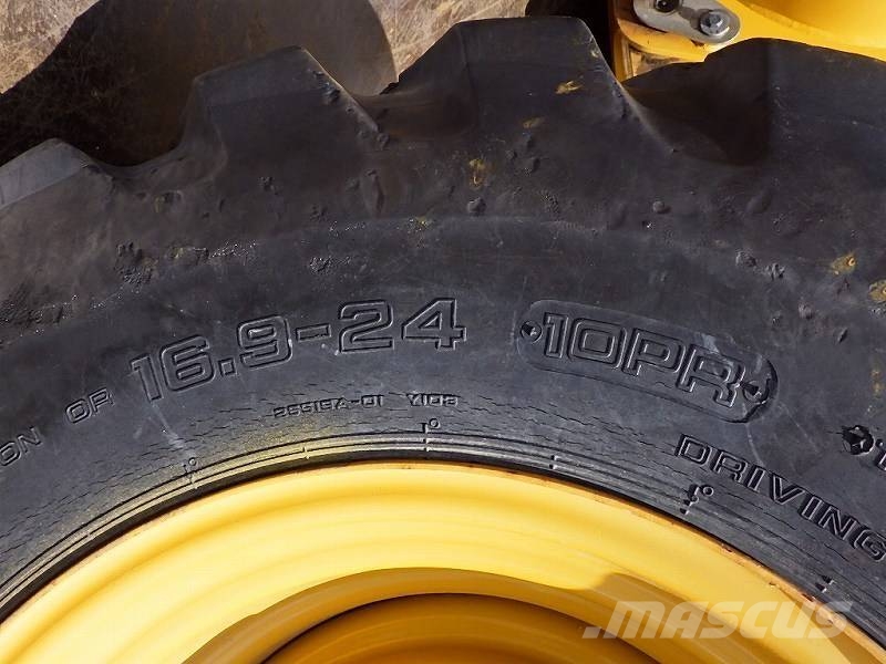 CAT 910M 輪胎式裝載機