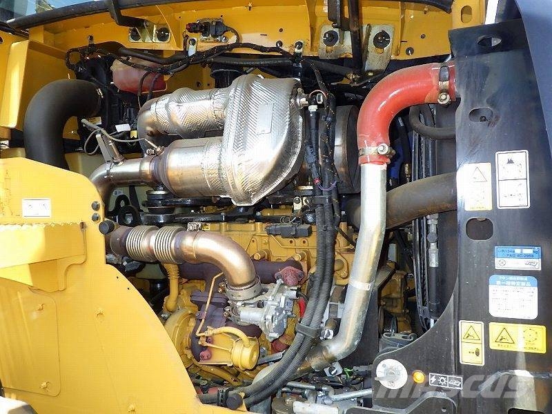 CAT 910M 輪胎式裝載機
