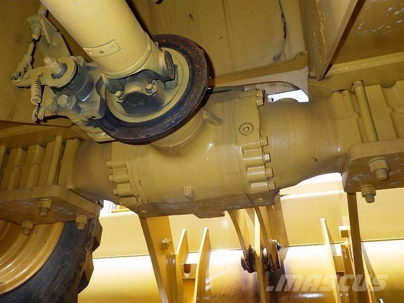 CAT 910M 輪胎式裝載機