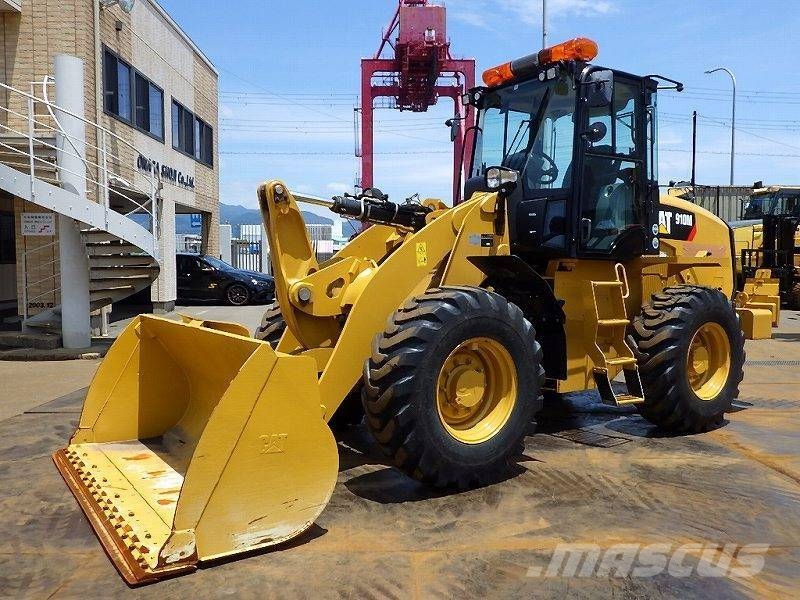 CAT 910M 輪胎式裝載機