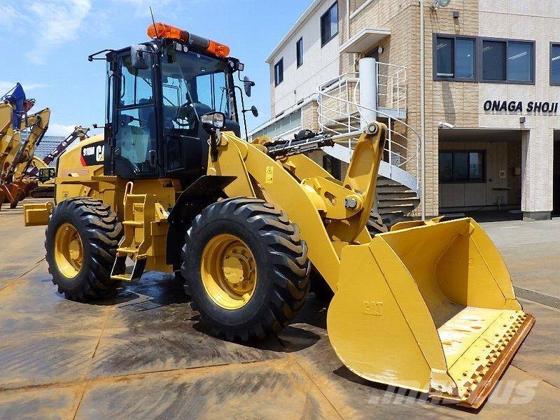 CAT 910M 輪胎式裝載機