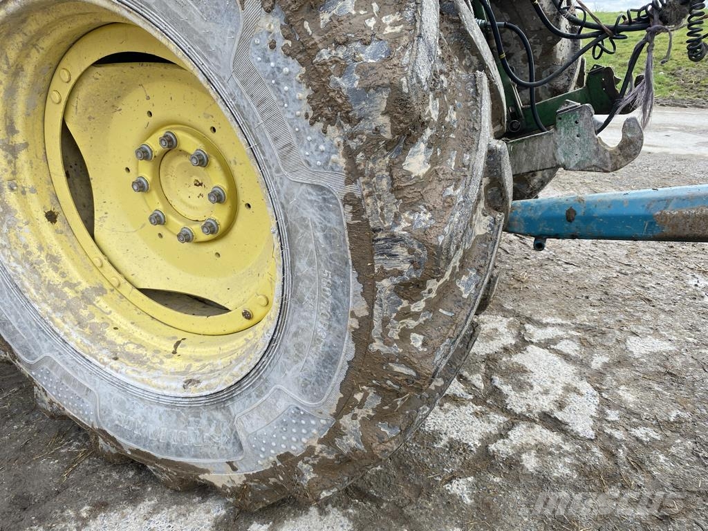 John Deere 6130R Tractores