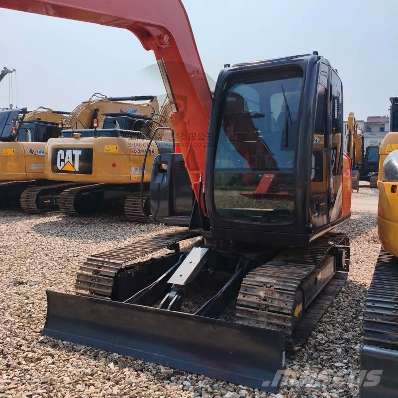 Hitachi ZX 70 Escavadeiras Midi 7t - 12t
