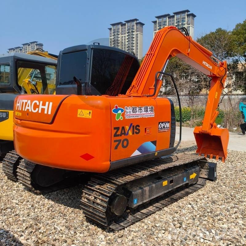 Hitachi ZX 70 Escavadeiras Midi 7t - 12t