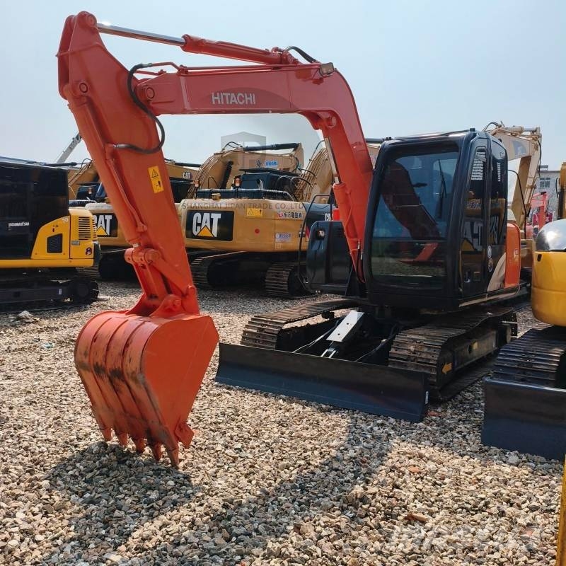 Hitachi ZX 70 Escavadeiras Midi 7t - 12t