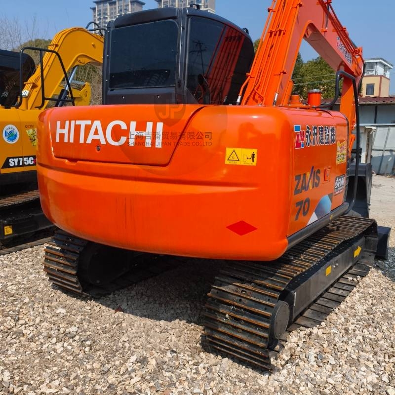 Hitachi ZX 70 Escavadeiras Midi 7t - 12t
