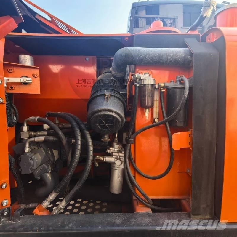 Hitachi ZX 70 Escavadeiras Midi 7t - 12t