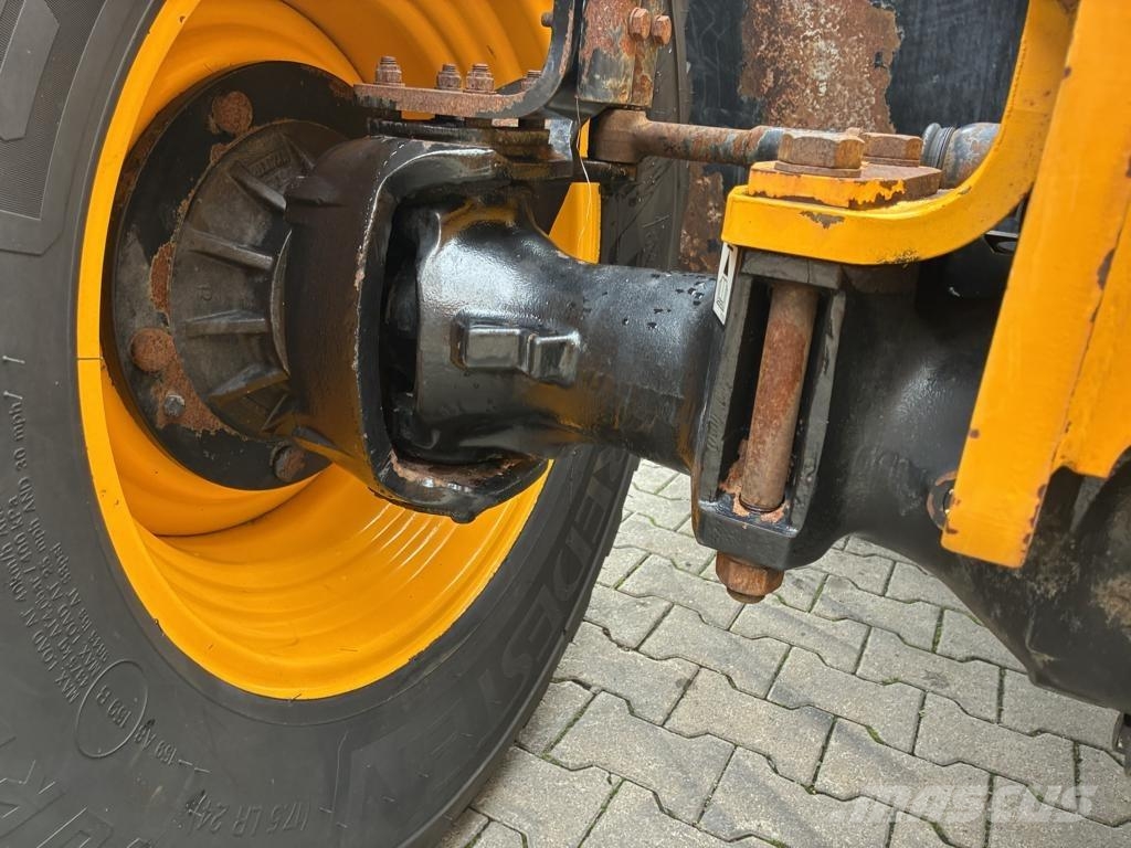 JCB 541-70 AGRI SUPER Teleszkópos rakodók