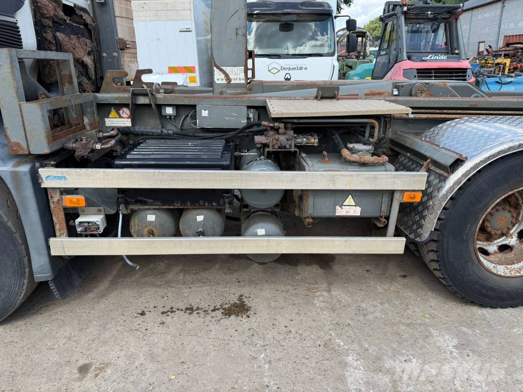 Volvo FM 12 420 Camiones elevadores de gancho