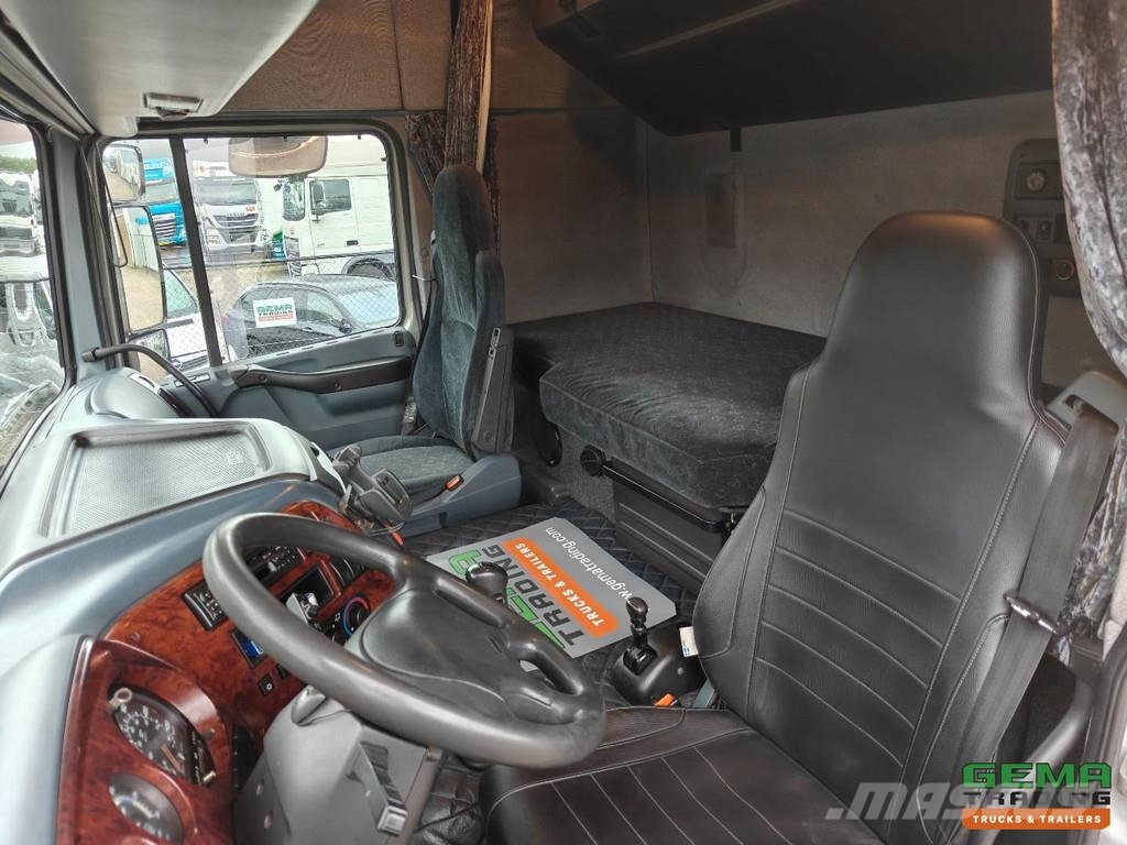 DAF XF95.430 FT 4x2 SpaceCab Euro2 - Manual Transmissi وحدات الجر