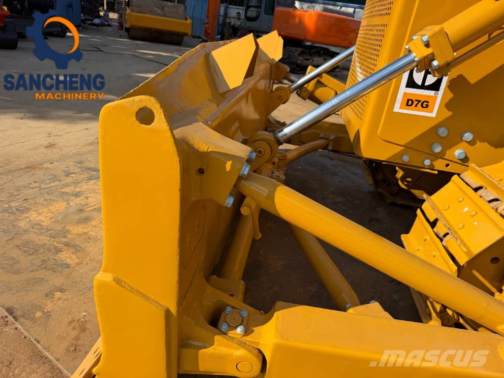 CAT D7G Crawler dozers
