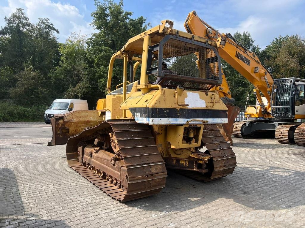 CAT D 5 N LGP Bouteurs sur chenilles