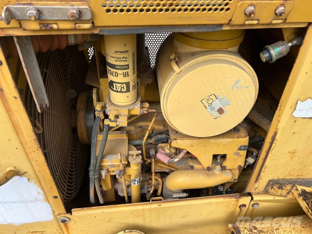 CAT D 5 N LGP Buldozer sobre oruga