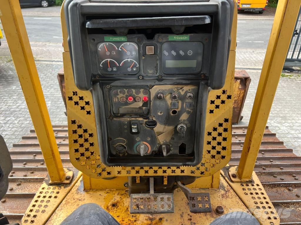 CAT D 5 N LGP Buldozer sobre oruga