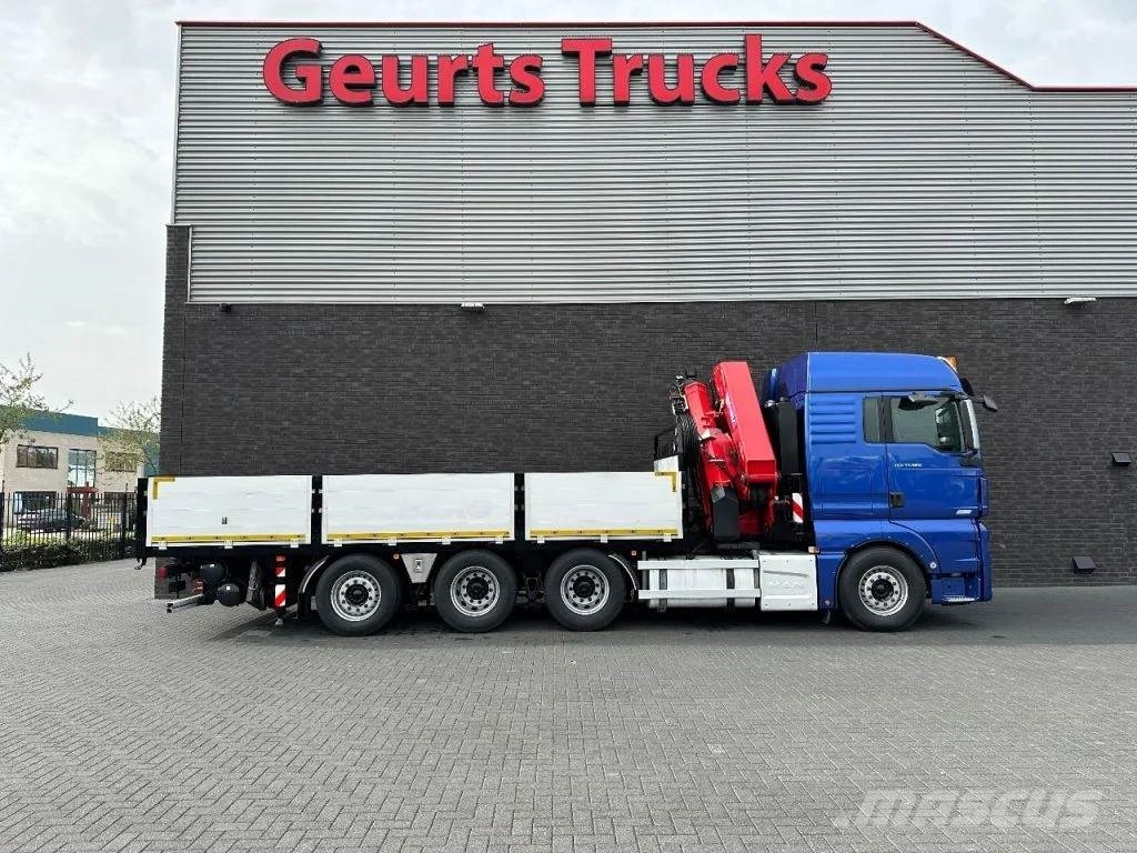 MAN TGX 33.560 8X4 TRIDEM + HMF 4020-K8 KRAAN/KRAN/CRA Автокранове