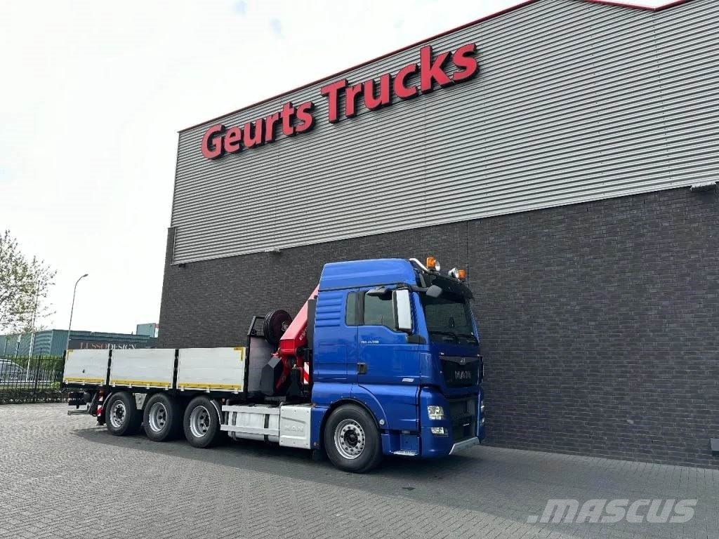 MAN TGX 33.560 8X4 TRIDEM + HMF 4020-K8 KRAAN/KRAN/CRA Автокранове