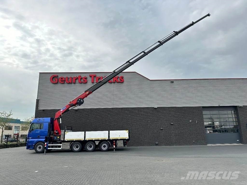 MAN TGX 33.560 8X4 TRIDEM + HMF 4020-K8 KRAAN/KRAN/CRA Автокранове