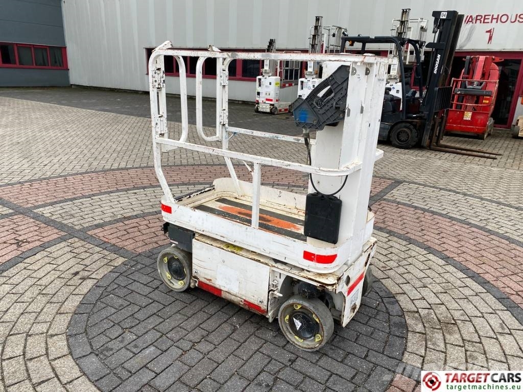 JLG 1230ES Electric Vertical Mast Work Lift 566cm Henkilönostimet ja nostolaitteet