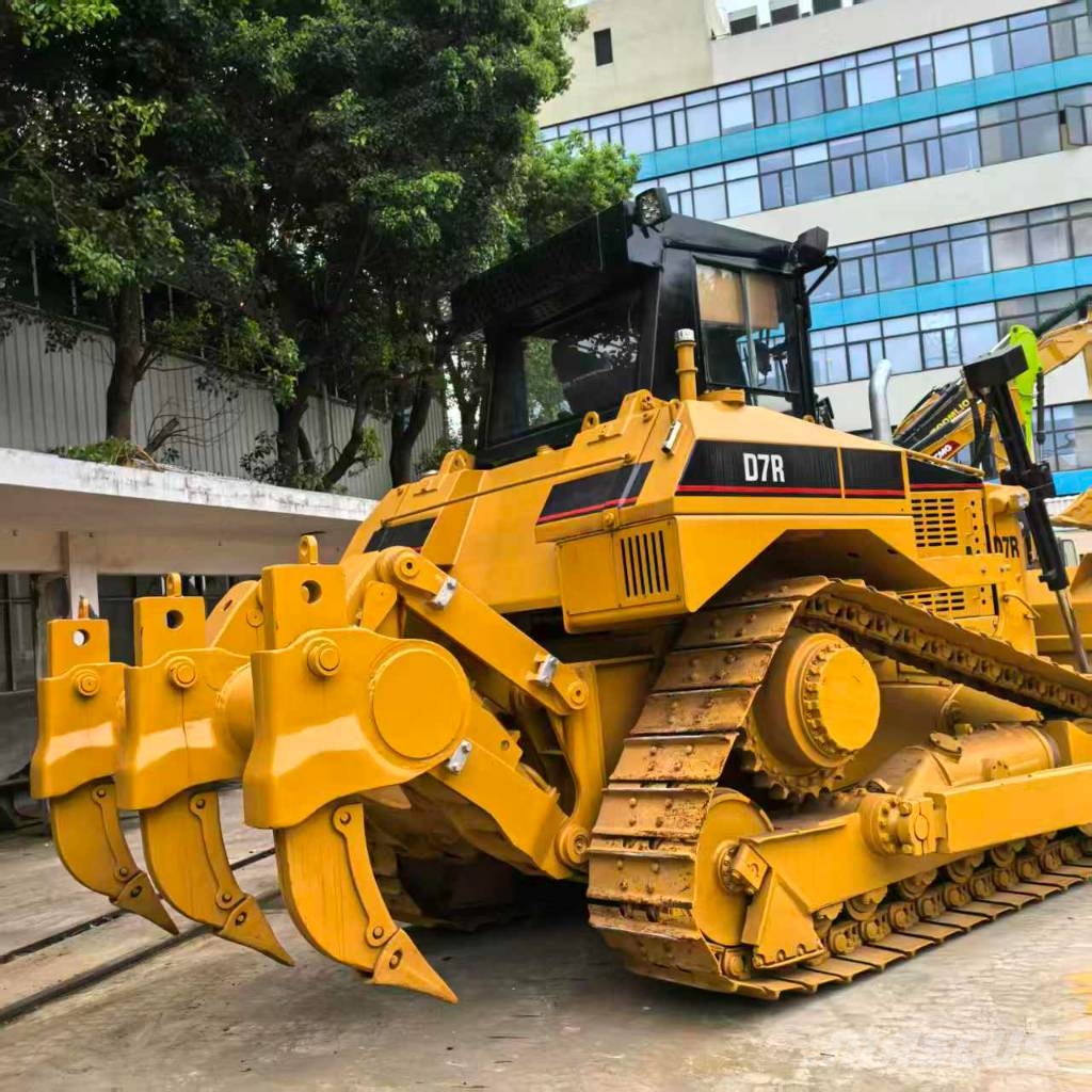 CAT D 7 R Bulldozer