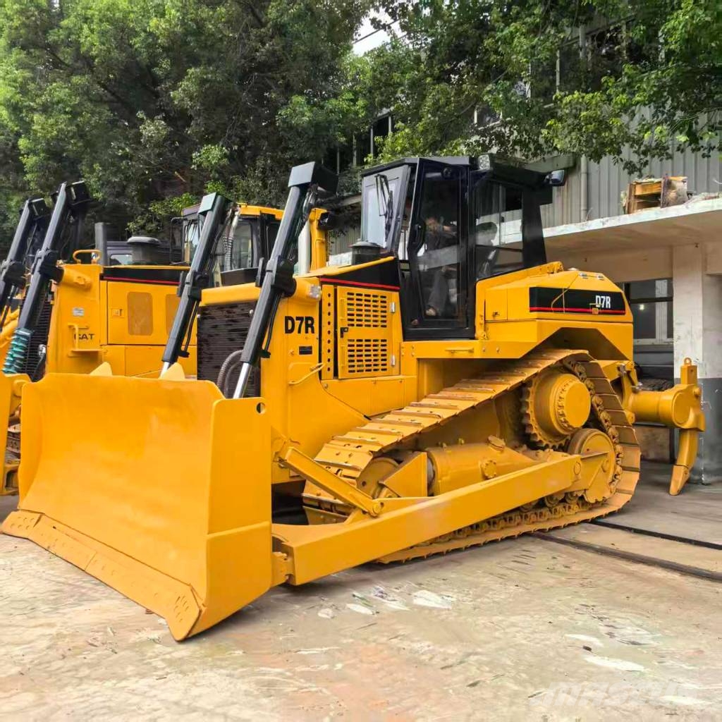 CAT D 7 R Bulldozer