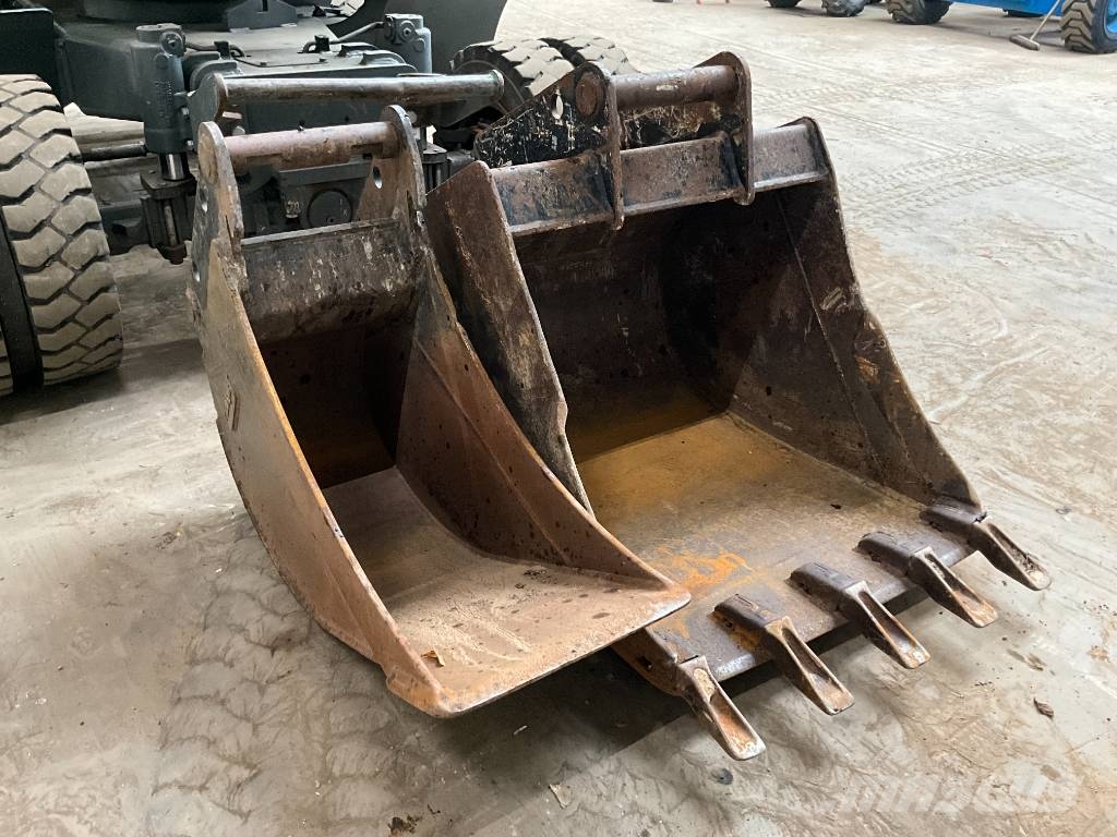 Neuson 6503 WD Wielgraafmachines
