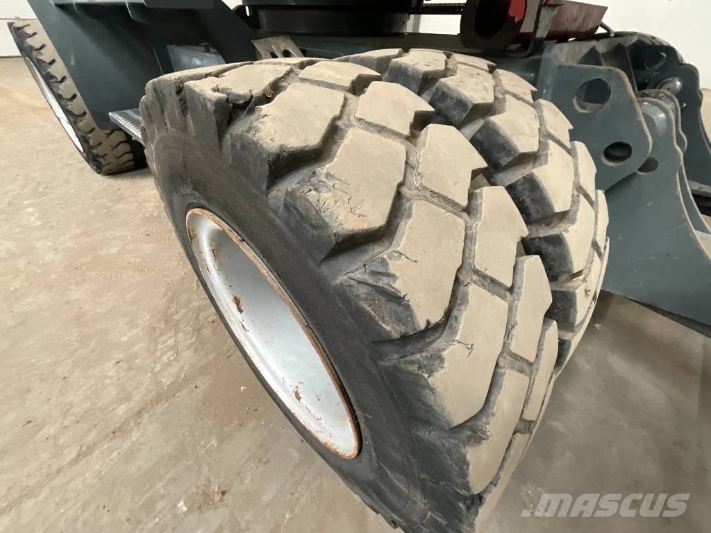 Neuson 6503 WD Wielgraafmachines