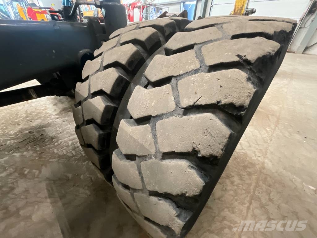 Neuson 6503 WD Wielgraafmachines