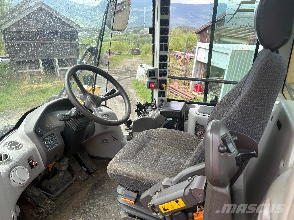 Volvo L70G Wheel loaders