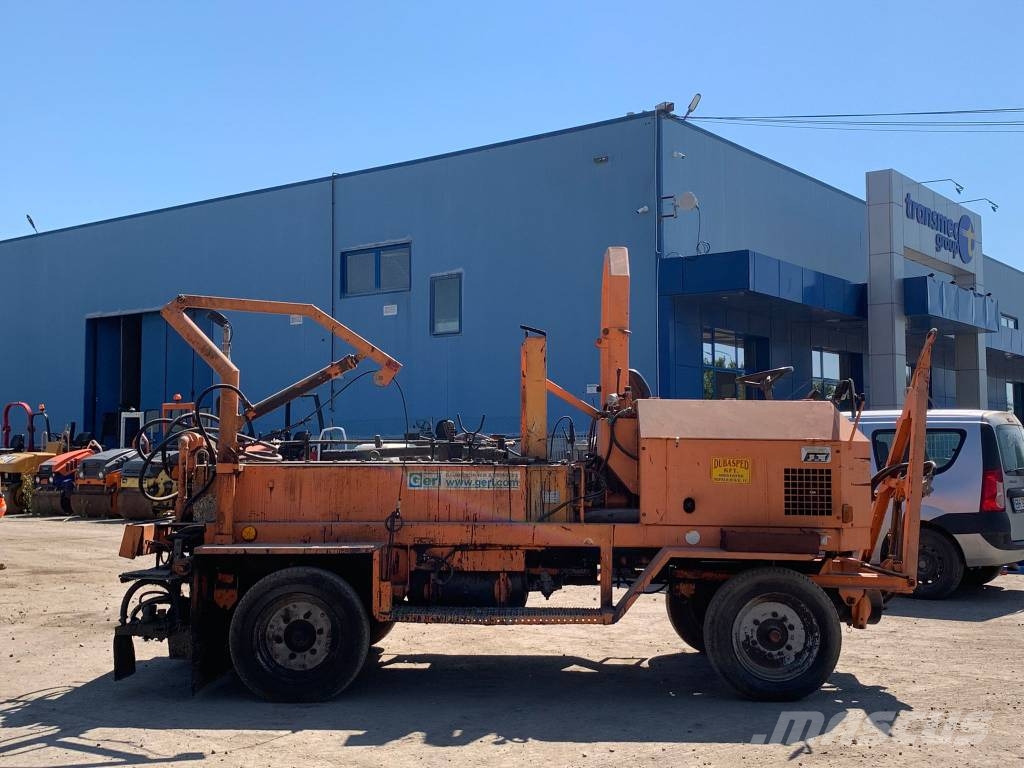 Strassmayr S30-1200VH Rociadoras de asfalto