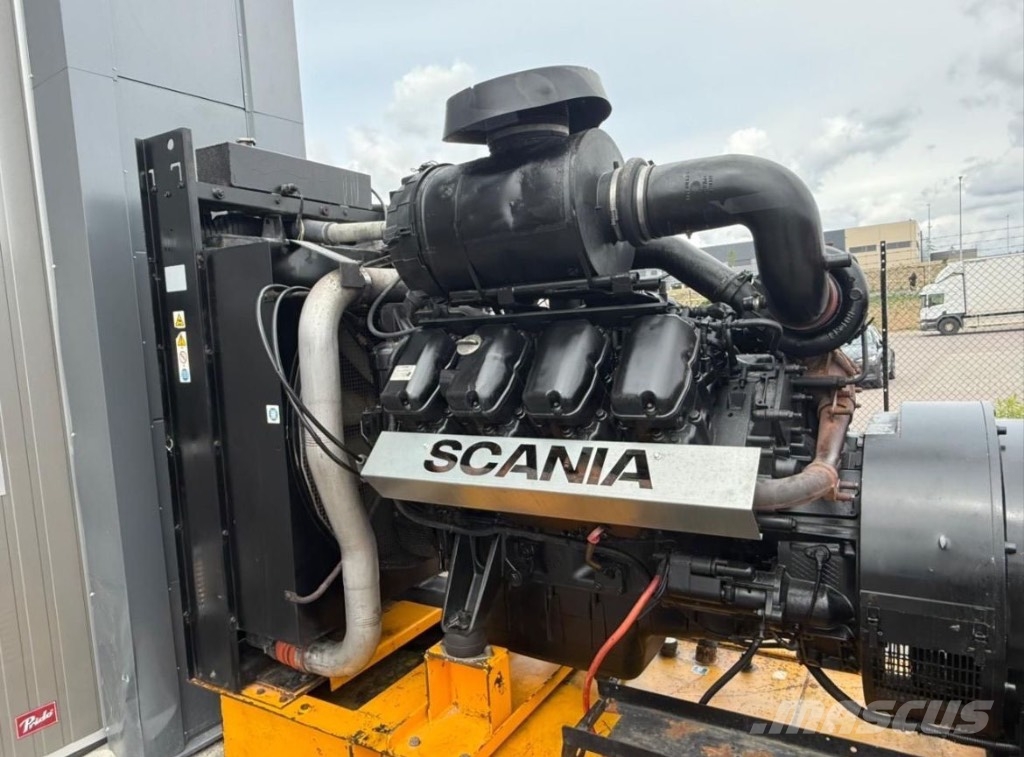 JCB Scania Generator 550 KVA Notstromaggregat 440 KW Diesel generatoren