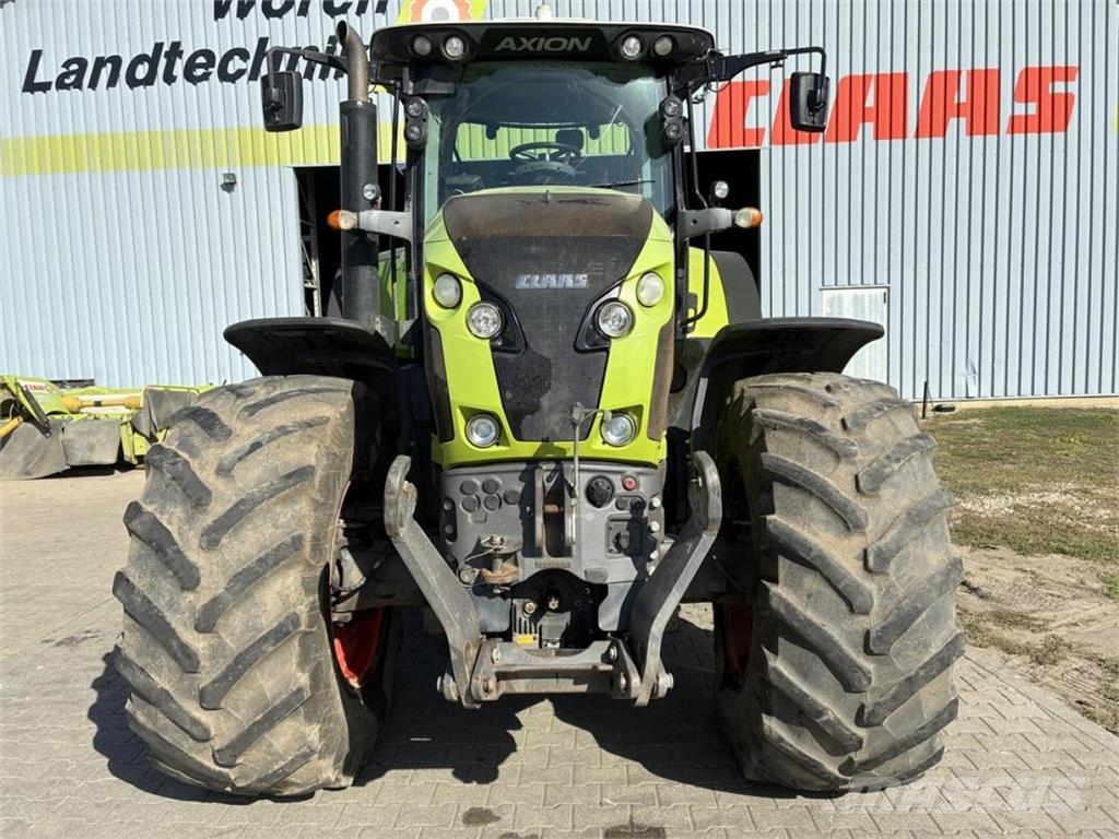 CLAAS Axion 850 Traktoren
