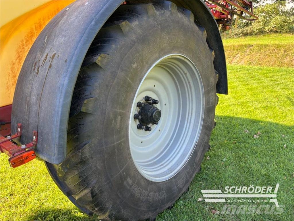 Hardi NAVIGATOR 4000 | 27 METER Getrokken spuitmachines