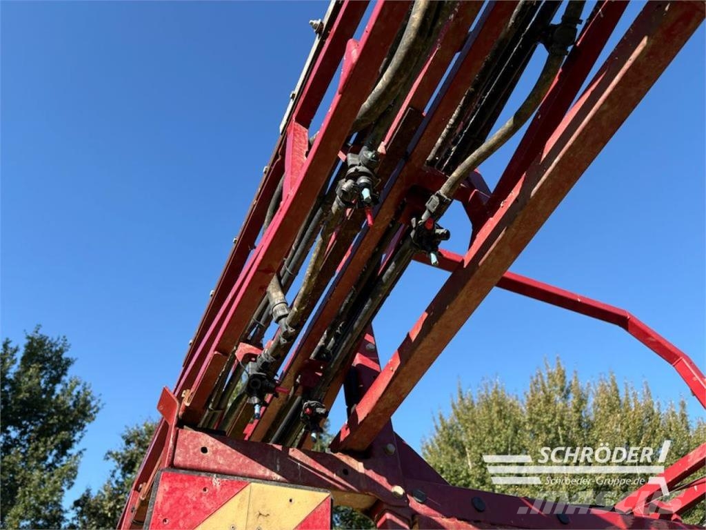 Hardi NAVIGATOR 4000 | 27 METER Getrokken spuitmachines